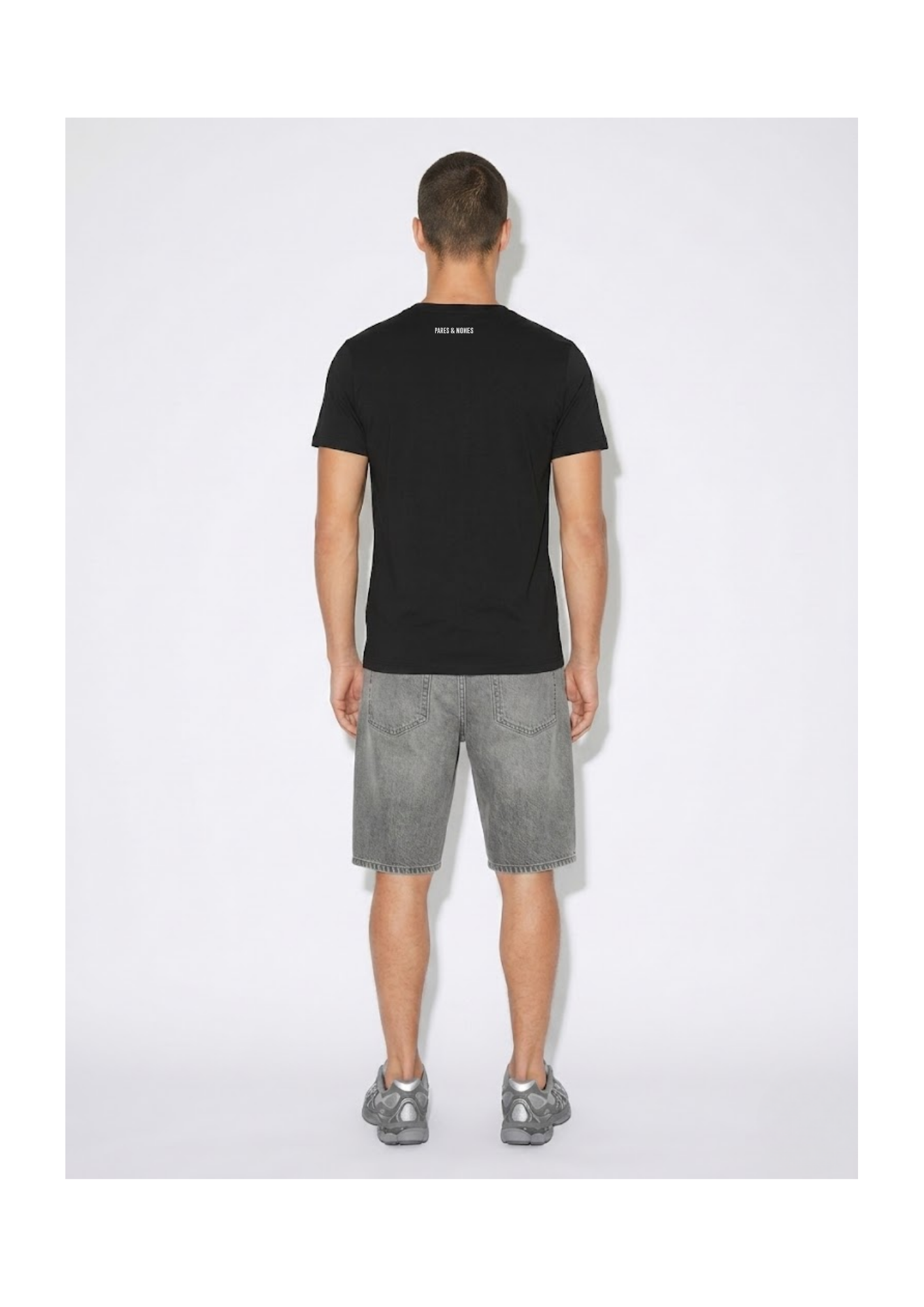 Camiseta Núcleo Negra