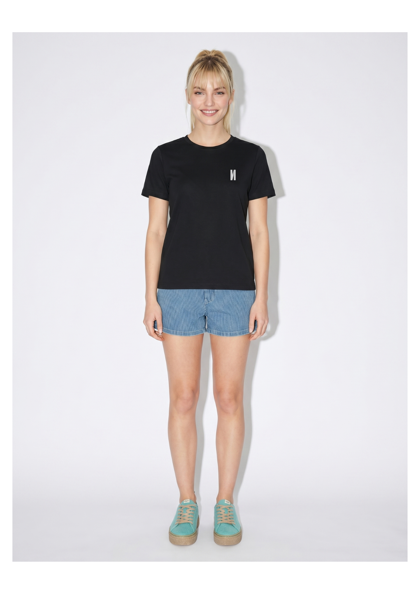 Camiseta Núcleo Negra