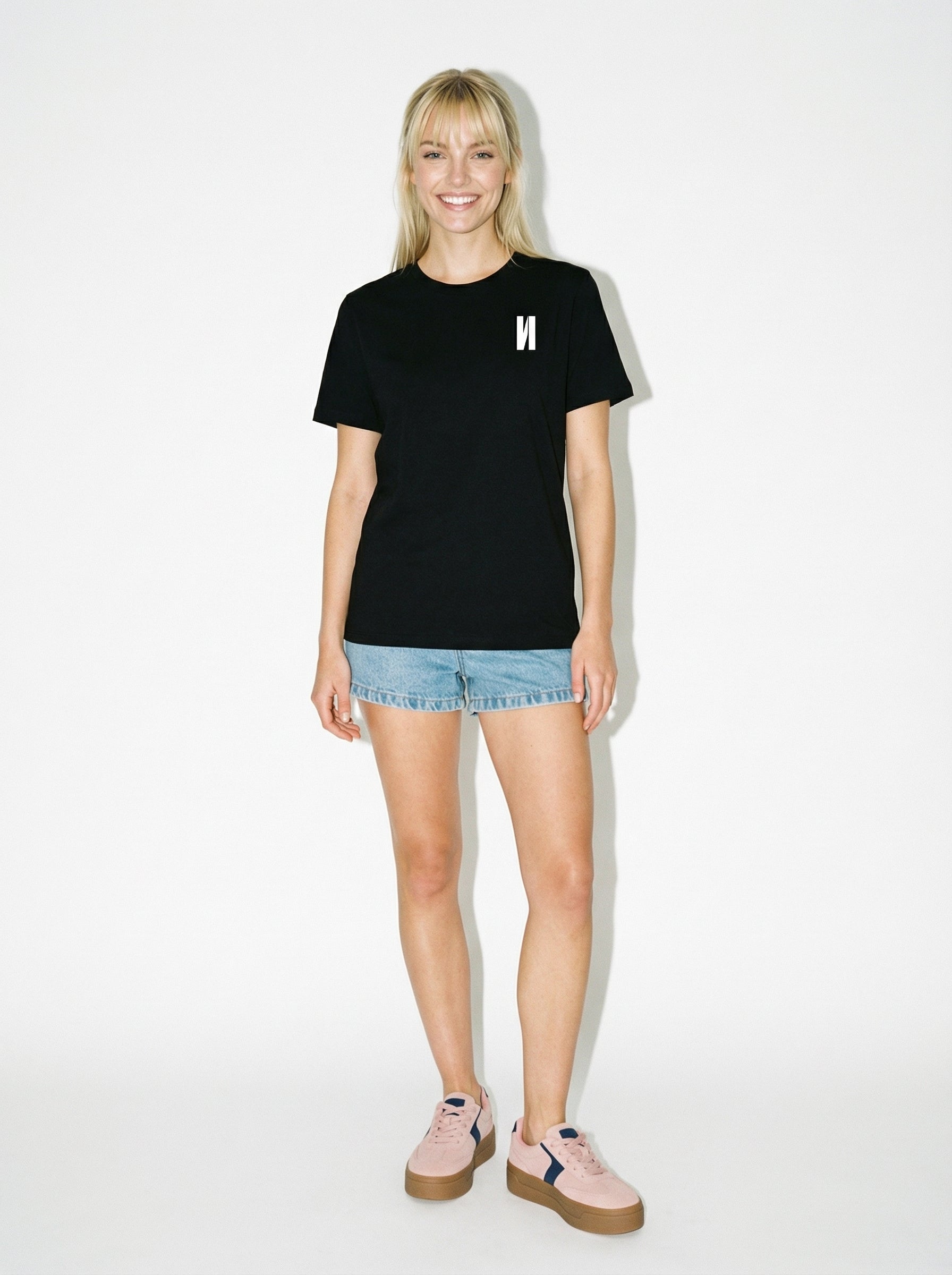 Camiseta Nones Negra