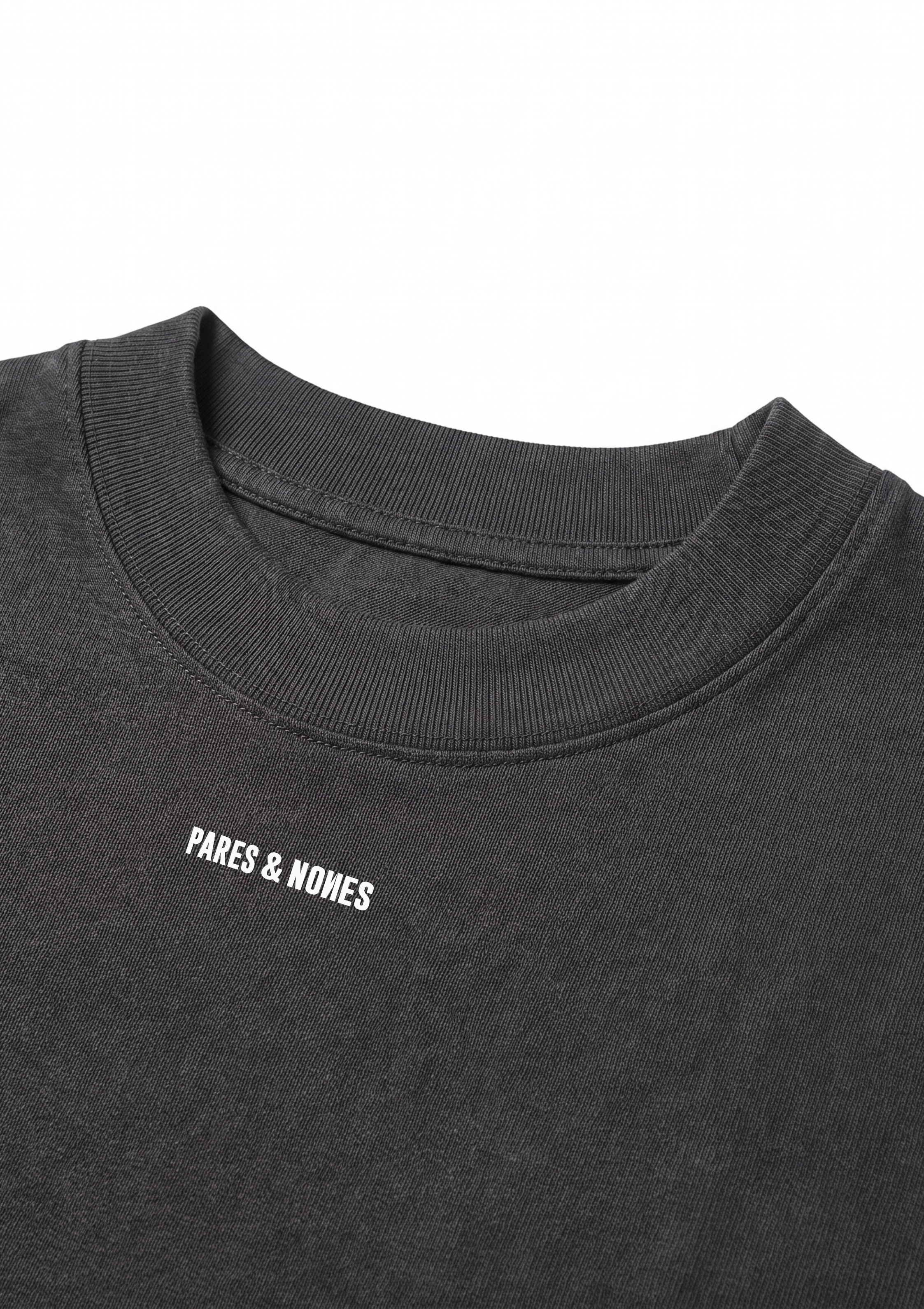 Camiseta Emoción Negra ⚠️ ¡Solo 50 unidades disponibles!