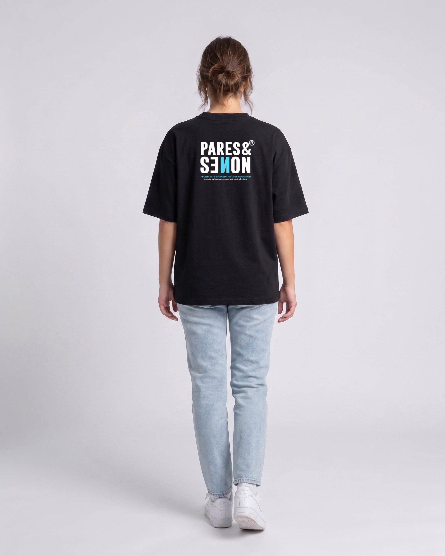 Camiseta Percepción Negra ⚠️ ¡Solo 50 unidades disponibles!