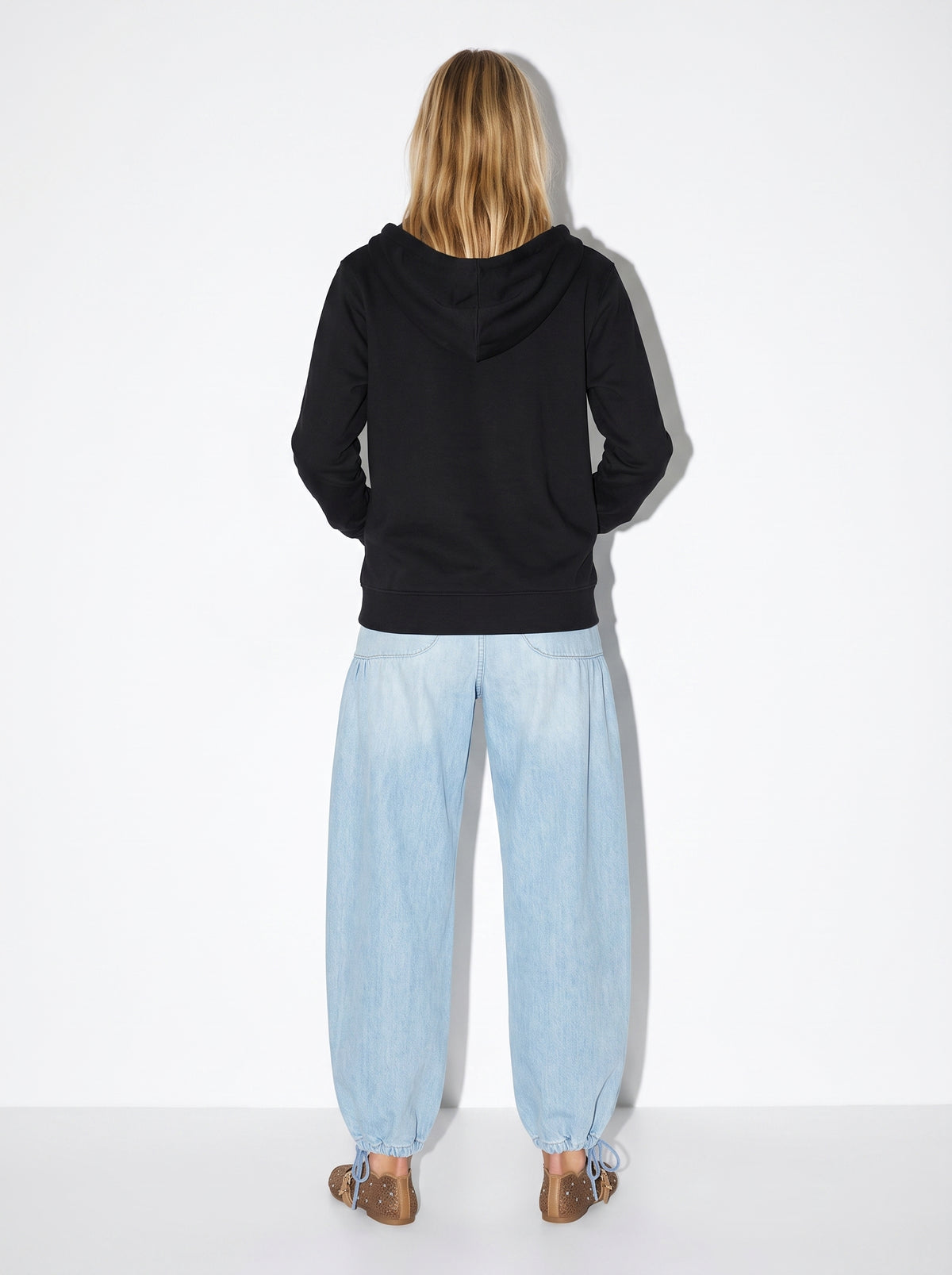 Sudadera con Cremallera Negra