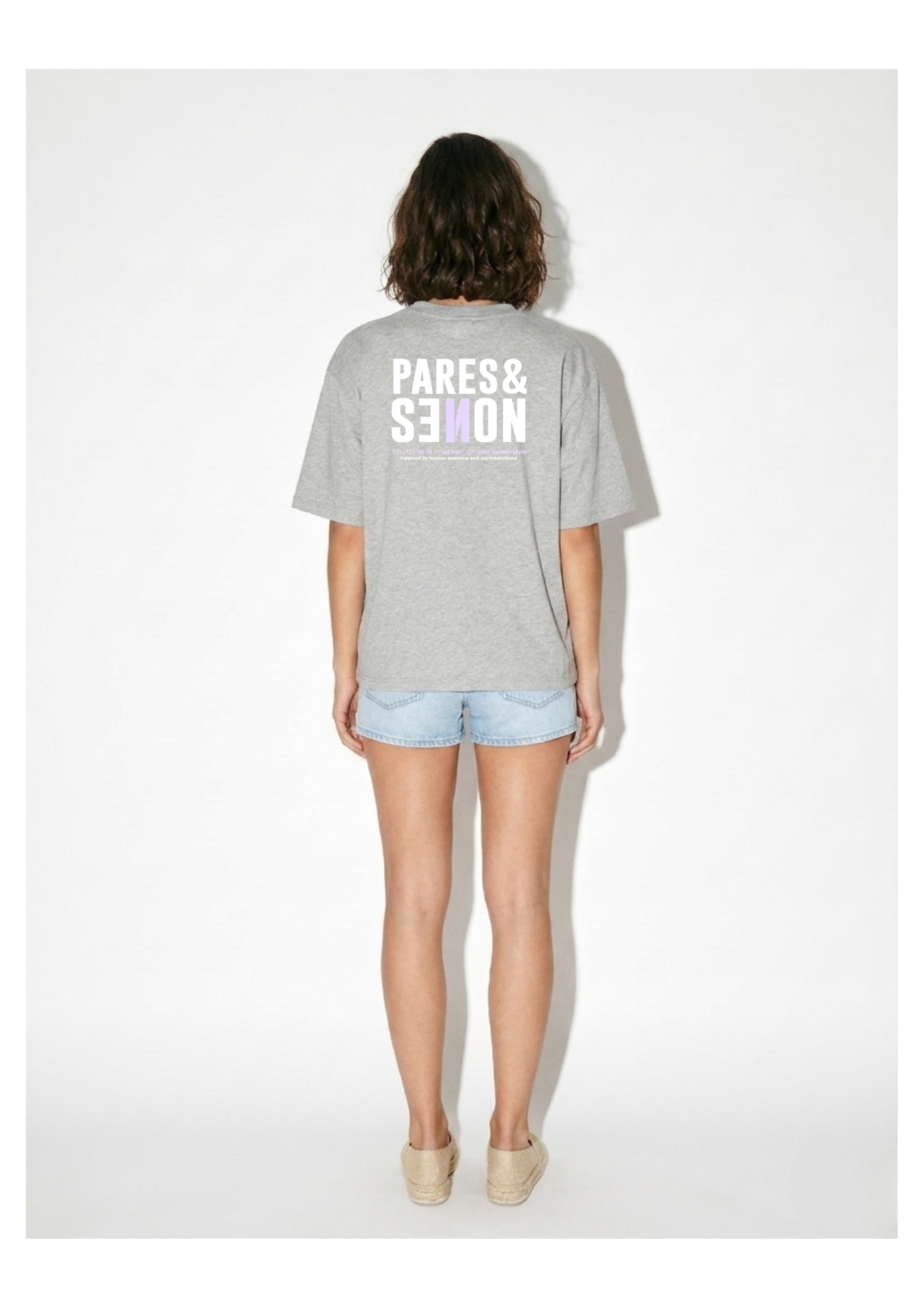 Camiseta Percepción Gris
